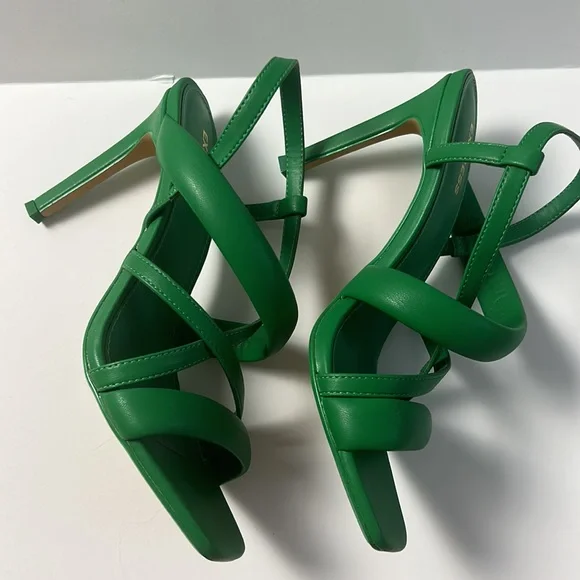 Express Green Strappy Sandals - Picture 2 of 11